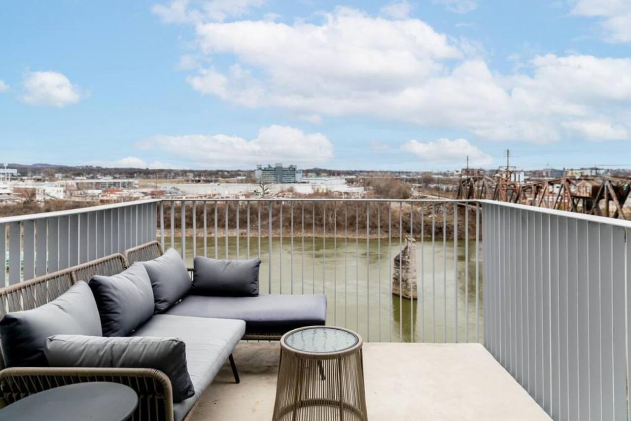 Stunning River View Condo Walk To Downtown Rooftop Patio Nashville Eksteriør bilde